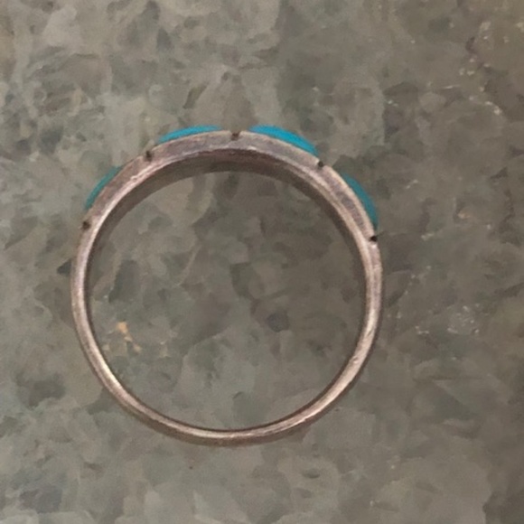 Vintage Turquoise and Sterling Inlaid Ring Sz 6 3/4 - Picture 2 of 5